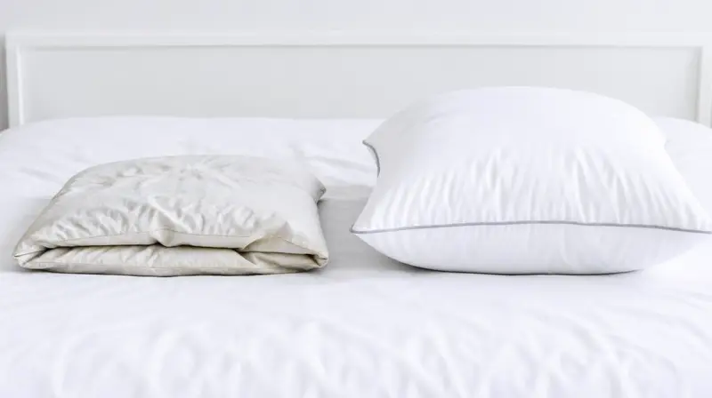 Flat pillow vs. fluffy pillow